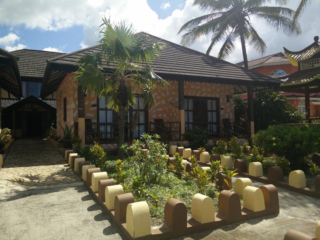 פאג'ה Arabian Nights Hotel מראה חיצוני תמונה