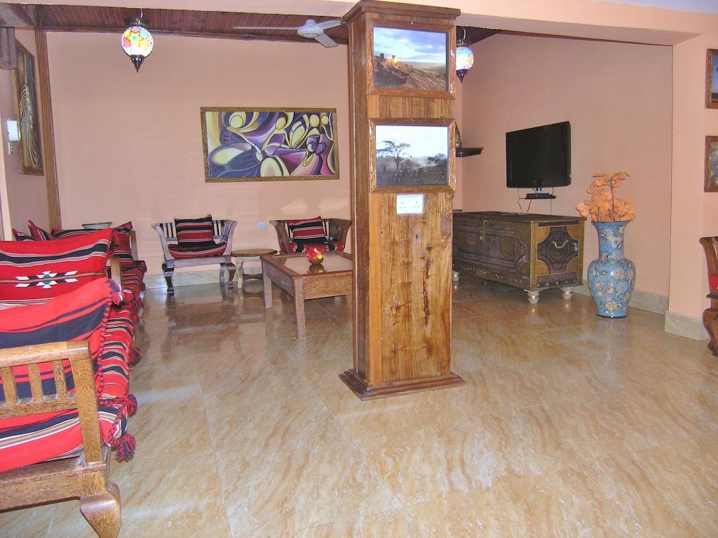 פאג'ה Arabian Nights Hotel מראה חיצוני תמונה