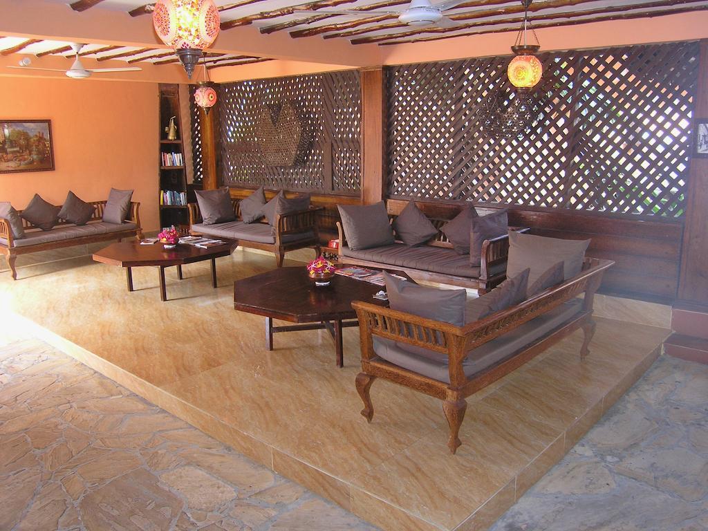 פאג'ה Arabian Nights Hotel מראה חיצוני תמונה