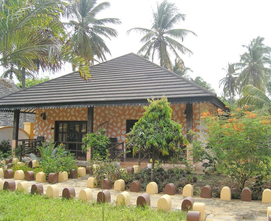 פאג'ה Arabian Nights Hotel מראה חיצוני תמונה