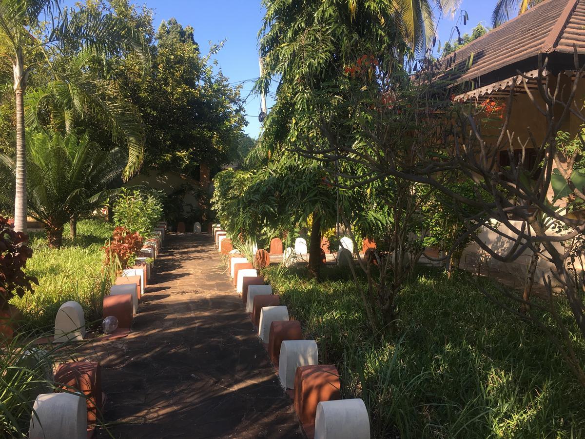 פאג'ה Arabian Nights Hotel מראה חיצוני תמונה