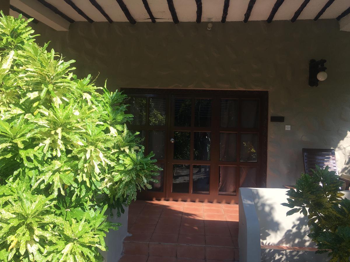פאג'ה Arabian Nights Hotel מראה חיצוני תמונה