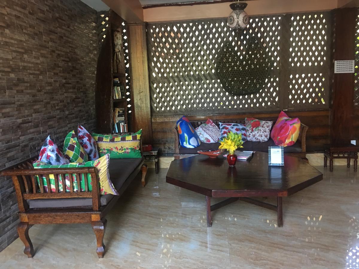 פאג'ה Arabian Nights Hotel מראה חיצוני תמונה