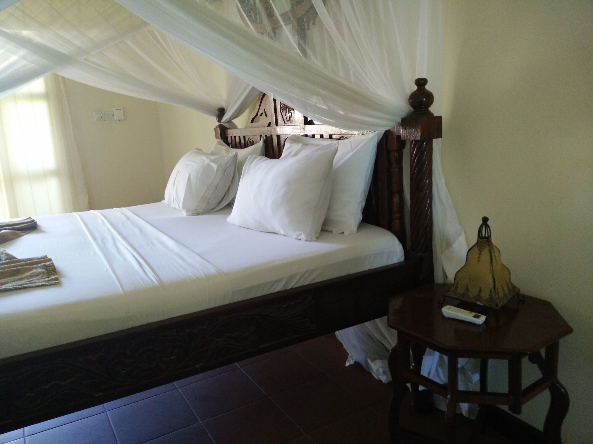 פאג'ה Arabian Nights Hotel מראה חיצוני תמונה